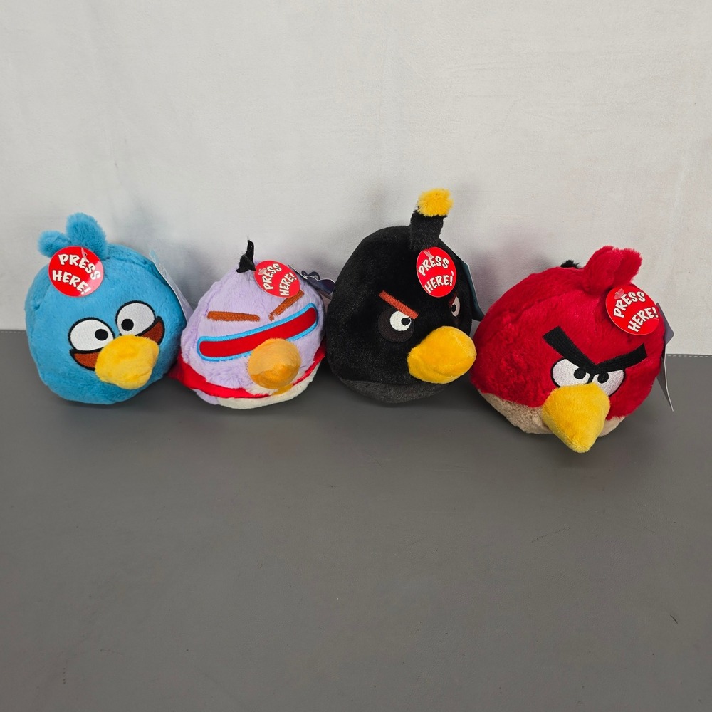 Angry Birds Plush Lot of 4 Commonwealth Sound Toys Red Bomb Jay Space Lazer Bird